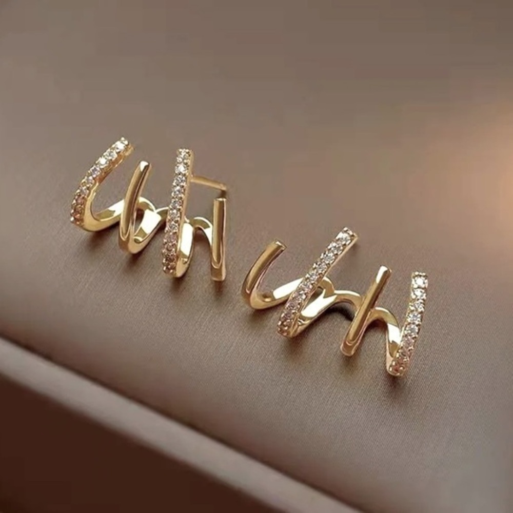 14k Gold Huggie Bar Hoop Earrings | CZ Lobe Claw Cuff Statement